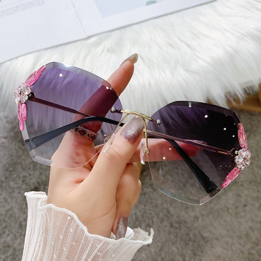 2021 Luxury Designed , Vintage Rimless Rhinestone Sunglasses for  Women  , made in various shades for that radiant touch.