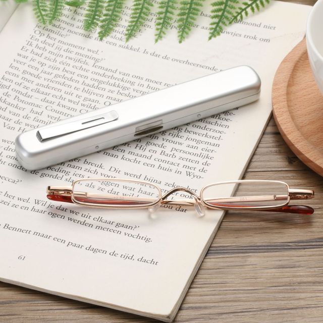 Unisex Mini Portable Metal Frame Reading Glasses With Metal Case Hot Slim Eyeglasses Vision Care Reader Spectacles +1.0 to 4.0