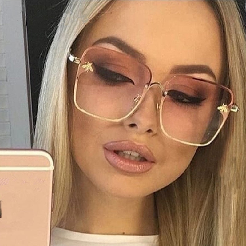 2021 New Lady Oversize Rimless Square Bee Styled Sunglasses Women Brand Fashion Small Bee Gradient Sun Glasses Female UV400